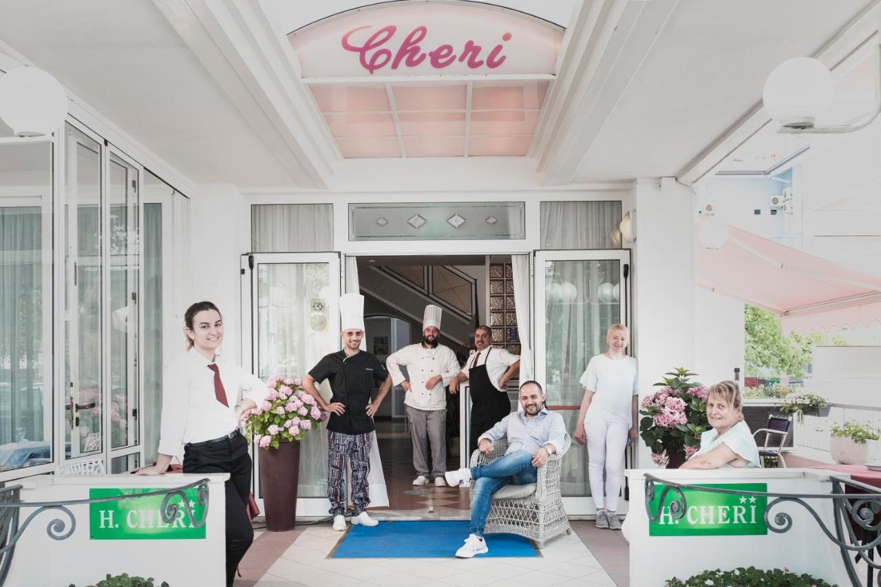 Hotel Cheri Rimini Kültér fotó