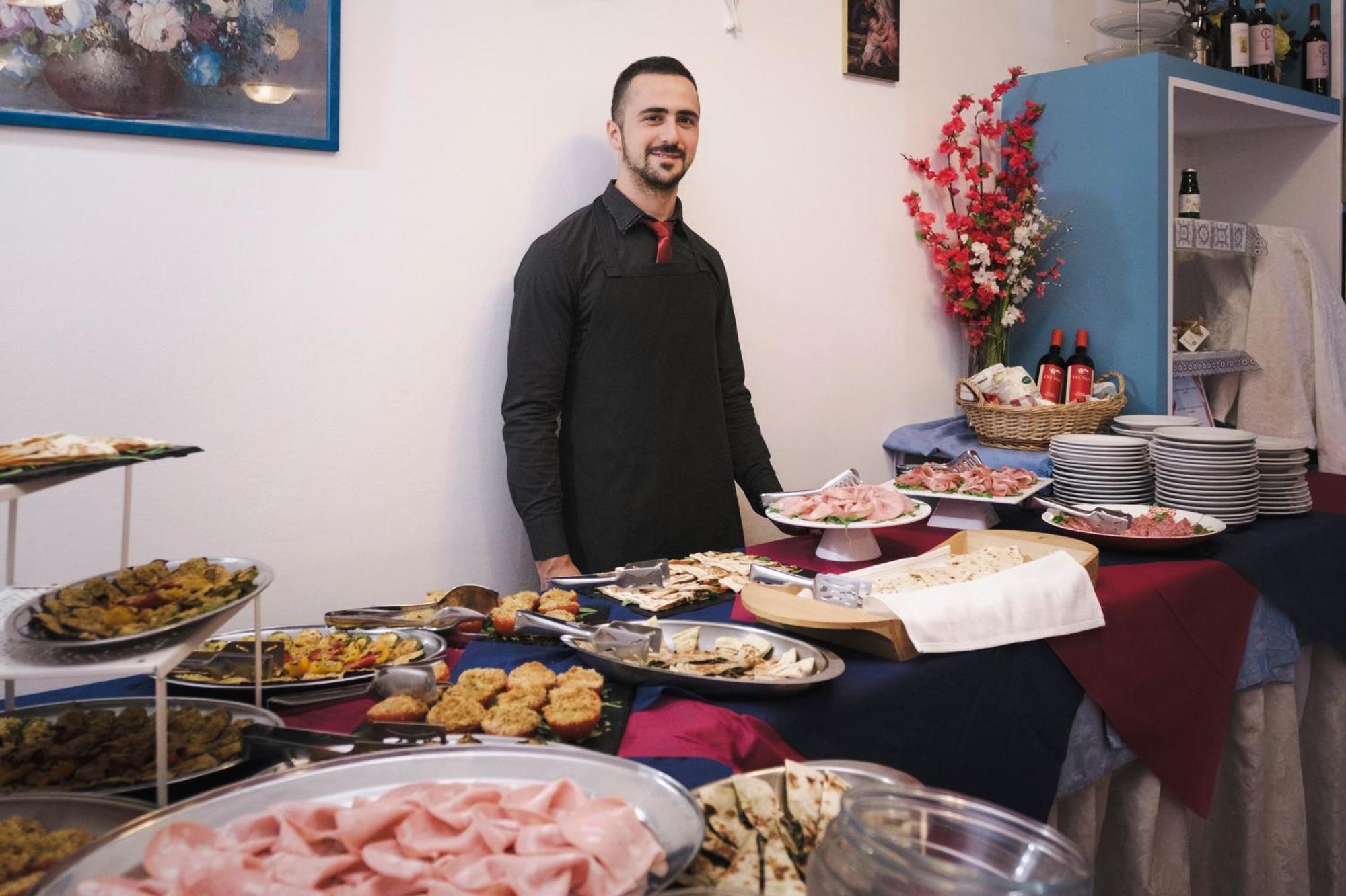 Hotel Cheri Rimini Kültér fotó
